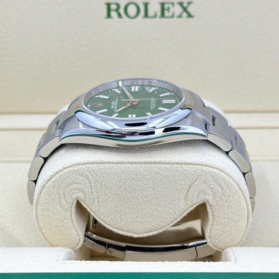 Oyster Perpetual 41 No Date, Oystersteel, 41mm, Oyster, Ref# 124300-0005