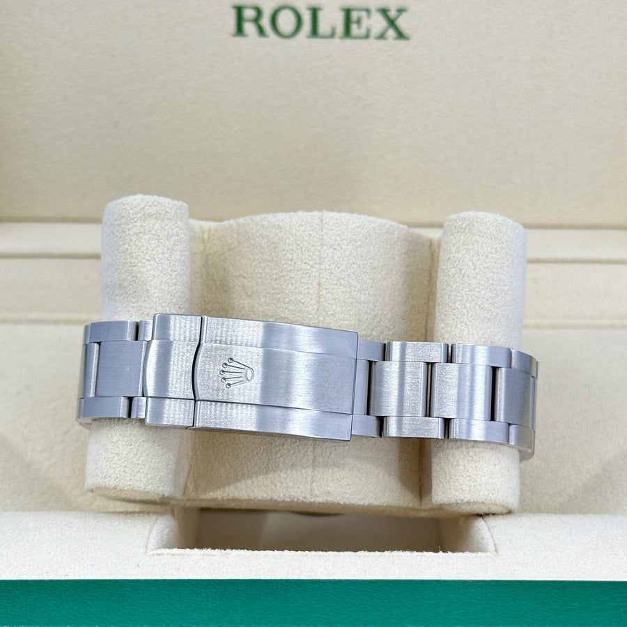 Oyster Perpetual 41 No Date, Oystersteel, 41mm, Oyster, Ref# 124300-0005