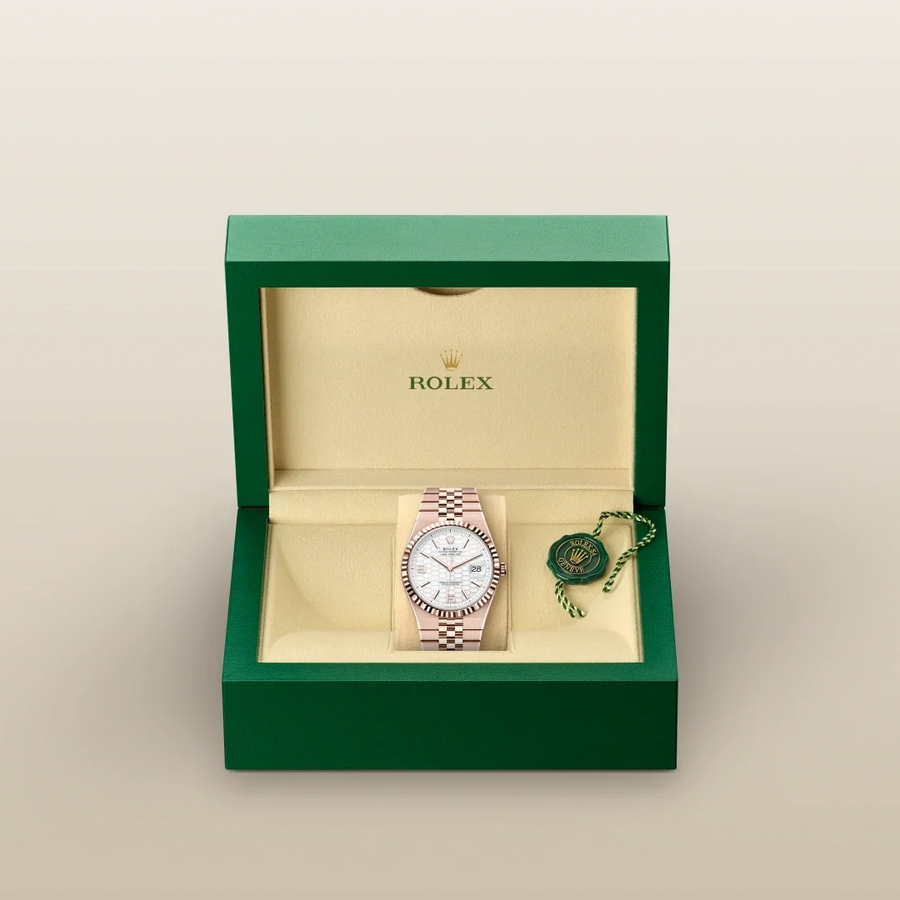 Land-Dweller 40mm Oyster Everose Gold M127335-0001