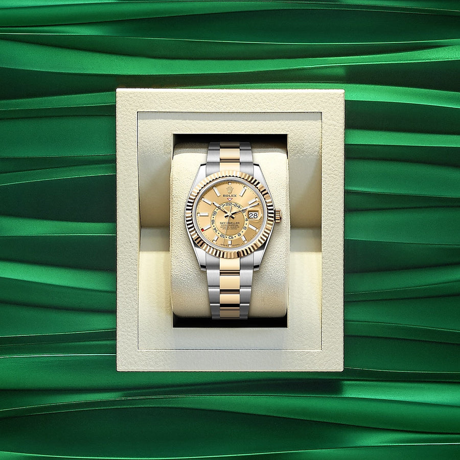 Sky-Dweller, 42mm, Oystersteel and 18k Yellow Gold, Champagne, Oyster, Ref# 336933-0001