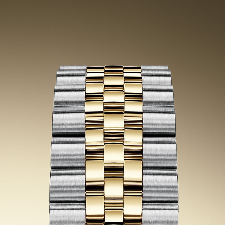 Sky-Dweller 42mm, Oystersteel and 18k Yellow Gold, Ref# 326933-0010