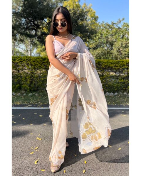 Saree Buta Cream Chiffon Saree
